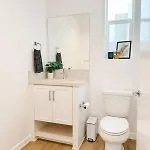 Apartment Central, Urban Townhouse With Private Roof Deck *